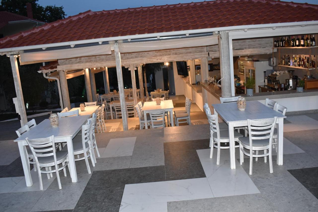 Studios Apartments Irini Patira Ποτός Εξωτερικό φωτογραφία